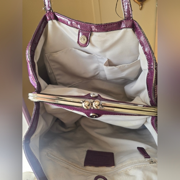 Used Coach Bag - Picture 4 of 4